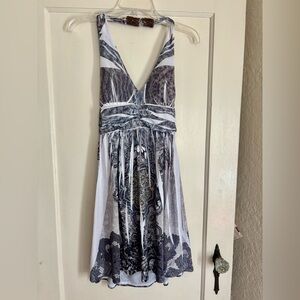 Ingear White and Gray Medallion Print V-Neck Maxi Dress